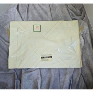 Vtg Marshall Field & Co All Pure Irish Linen Table Placemat Napkin Set Of 4
